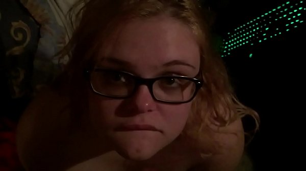 Amateur Slut Girlfriend Takes Facial Cumshot XXX Video photo